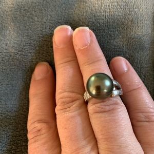 10mm Black Tahitian pearl diamond 18k  ring